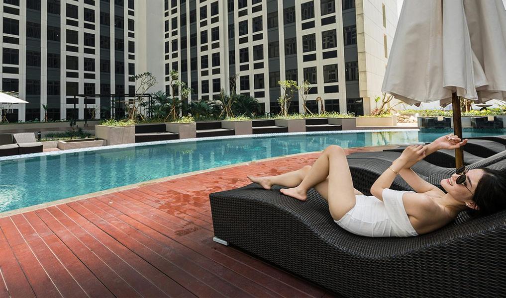 Louis Kienne Cikarang Hotel & Service Apartment Bekasi Exterior foto